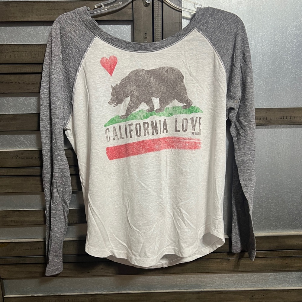 Billabong Gray and White Raglan Graphic Tee